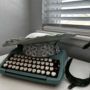 Silver hat women One Size